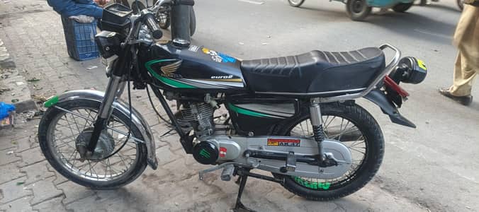 Honda 125 2014 model file miss all ok bike 8.5/10 condition