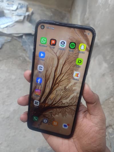 infinix hot 10 4GB 64GB doul sim 4G LTE PTA officially