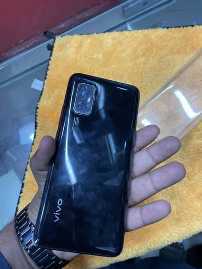 Vivi v 17 8 256 memory official pta approved