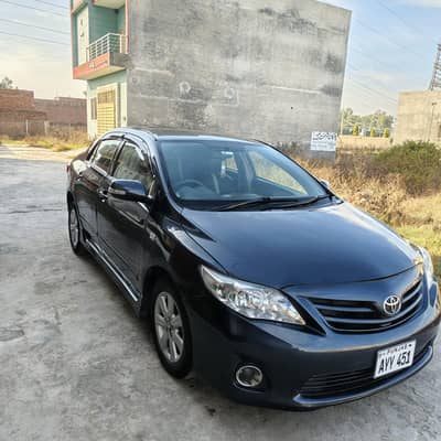 Toyota Corolla Altis 1.8 SR sunroof full option 2011 model