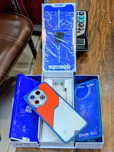 tecno spark 30 pro | 8gb ram\ 128 gb | pta approved | like new | 10\10