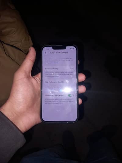 i phone 14 non pta 10/10 water pack with box battery health 87