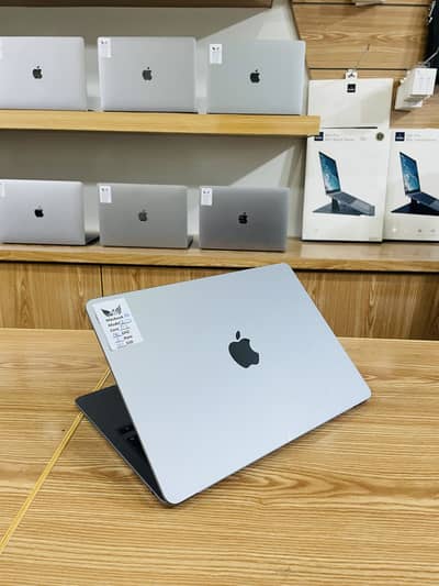 Macbook Air (M2) 8/256