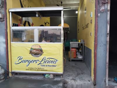 showarma burger counter