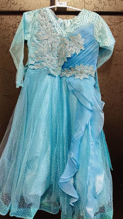 only 1 time used. For 14 to 15 age girl