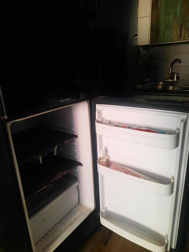 waves refrigerator 4