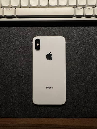 Iphone Xs 64GB PTA Approved - 10/10