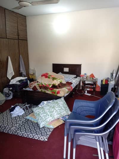 upper portion in main cantt saparate gate