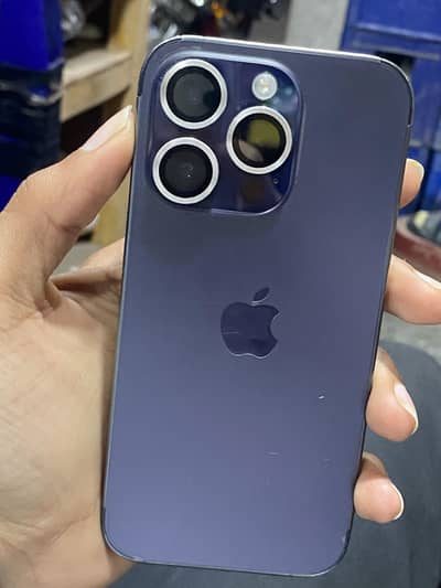 Iphone 14 pro purple