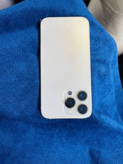 I phone 13 pro 10 by 10 jv 128 gb