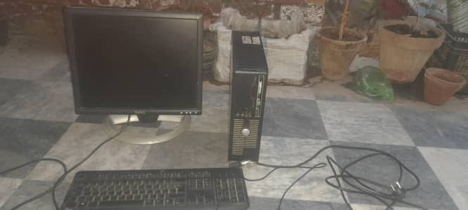 monitor keybord and cpu