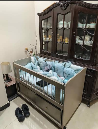 Brand New Crib Along with matress and crib set