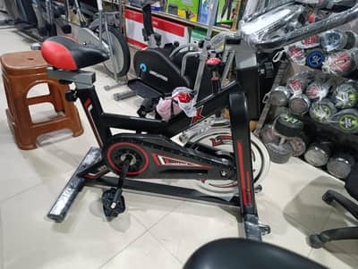 spinning bike 120kg capacity with adjustable resistance box pack