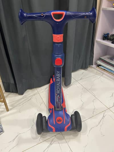 ROYAL BABY  COMPANY SCOOTY