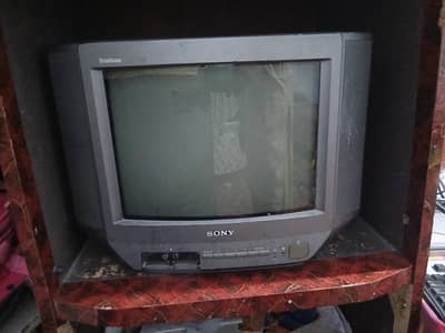 Sony TV 14 inch okay good condition