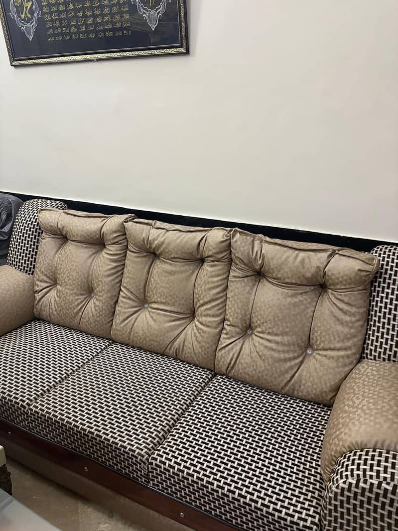 sofa set good condition 3
