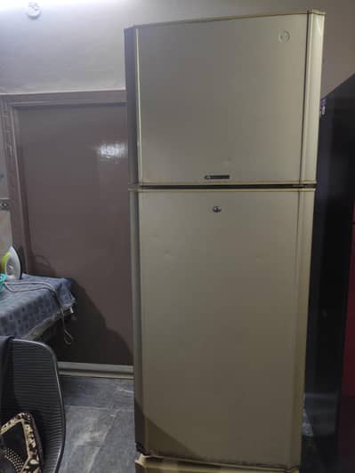 PEL ASPIRE 18 Cubic fit in a fair condition refrigerator fridge