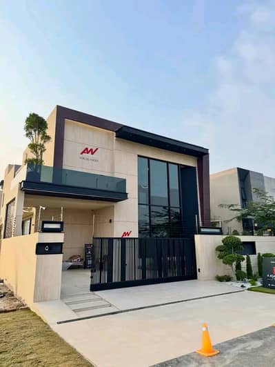 1 Kanal Brand New Luxury Furnished House for Rent in a Prime Location of Bahria Town, Lahore.