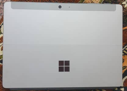 Microsoft sarface Go model nunber 1926.