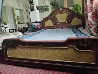Double bed for sale with separate dividers and matress