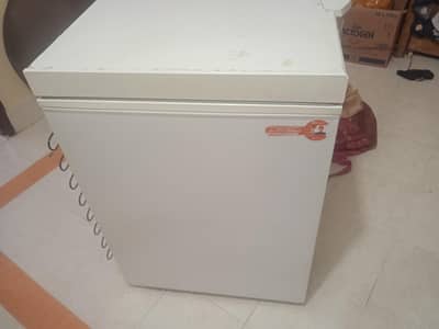 DAWLENCE DEEP FREEZR