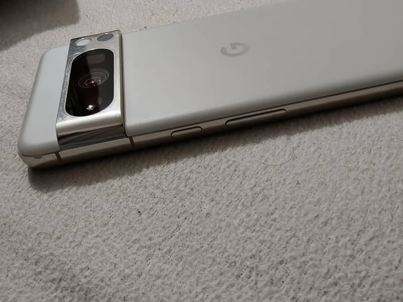 Google Pixel 8 Pro 1