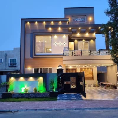 10 Marla Luxurious Bungalow For Rent In DHA Phase 6 Lahore