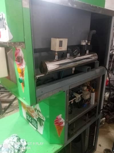 new condition Kaun icecream machine pump wali