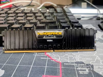Ram DDR4 2400 MHz 16 GB (8x2)