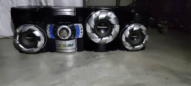 Pioneer 2.1 sound system hai