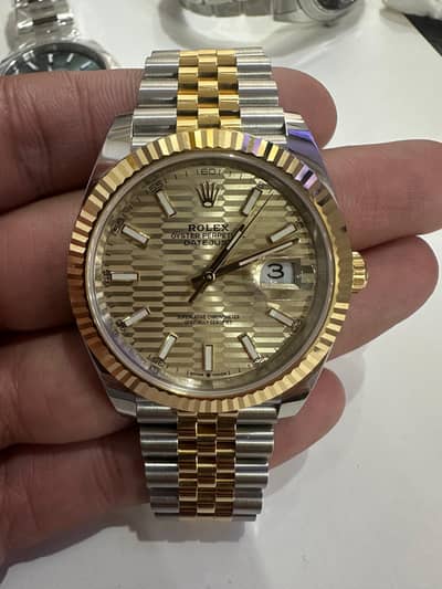 Sell Your Rolex Daytona, Omega Speedmaster & Cartier Ballon Bleu