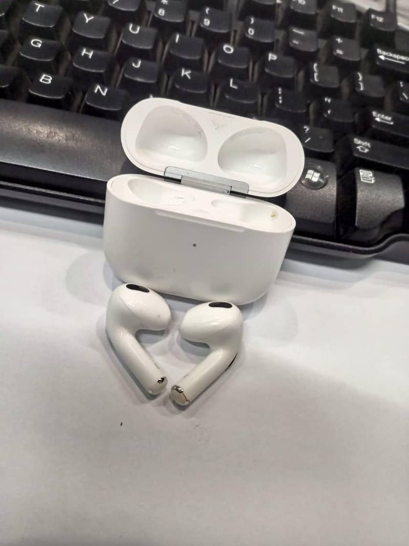 earpods 3rd generation 1