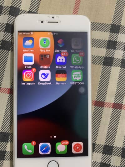 Iphone 6s plus working cond. 16gb