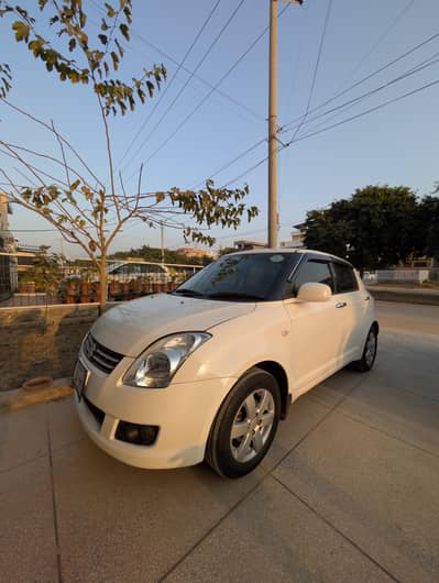 Suzuki Swift DLX 1.3 Navigation