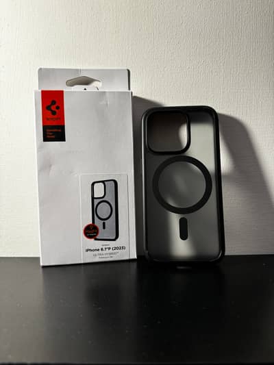 Spigen Ultra Hybrid (Frost Black) for iPhone 15 Pro