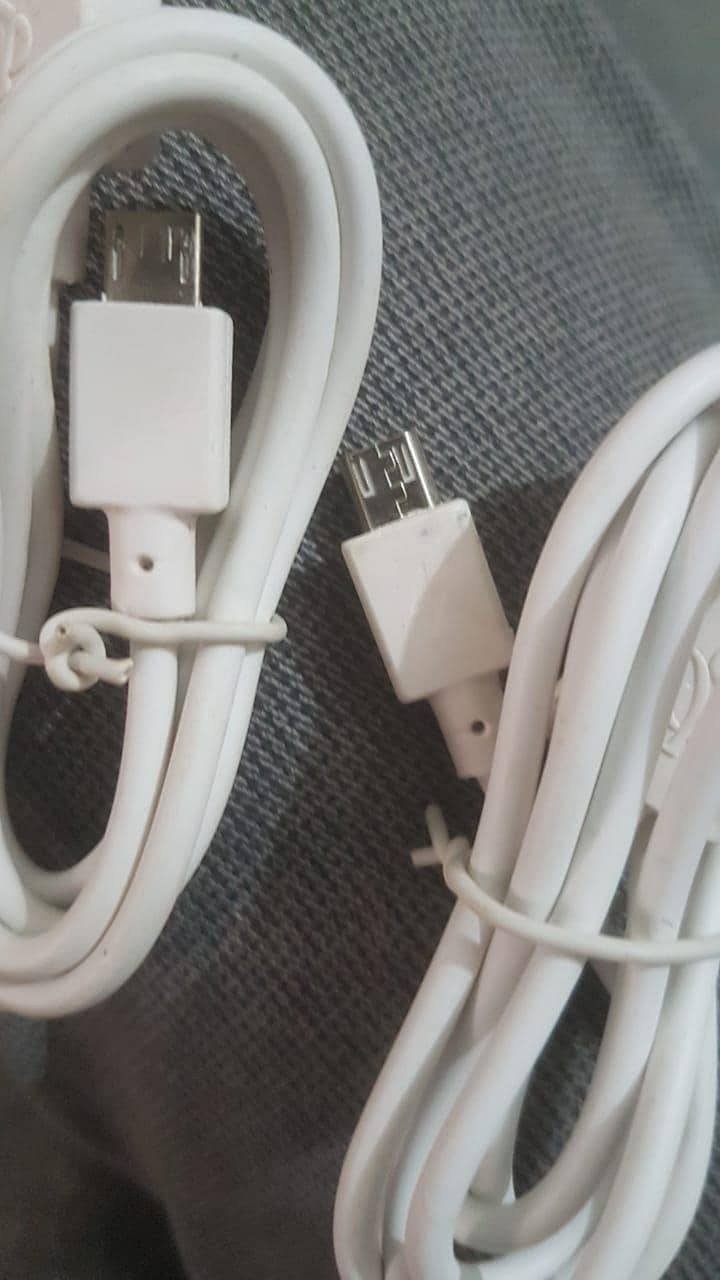 charging cable 0