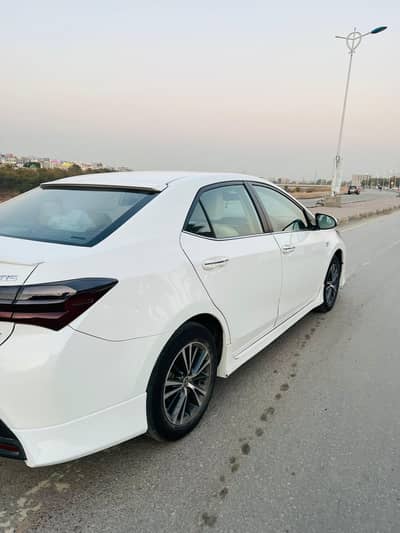 Toyota Altis Grande X 1.8 Beige room 2021 Model