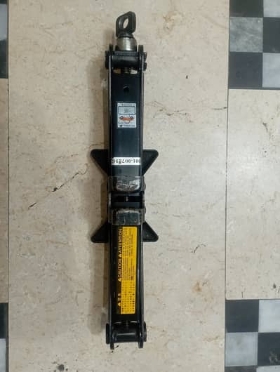 Toyota Genuine Scissor Jack – Original – Excellent Condition
