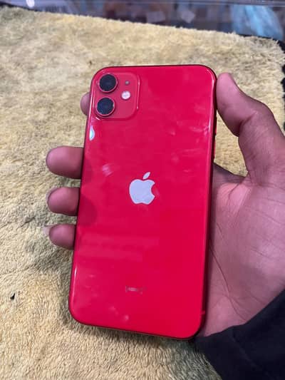 I phone 11 iCloud locked 64gb water pack