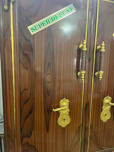 4 Door wardrobe like new