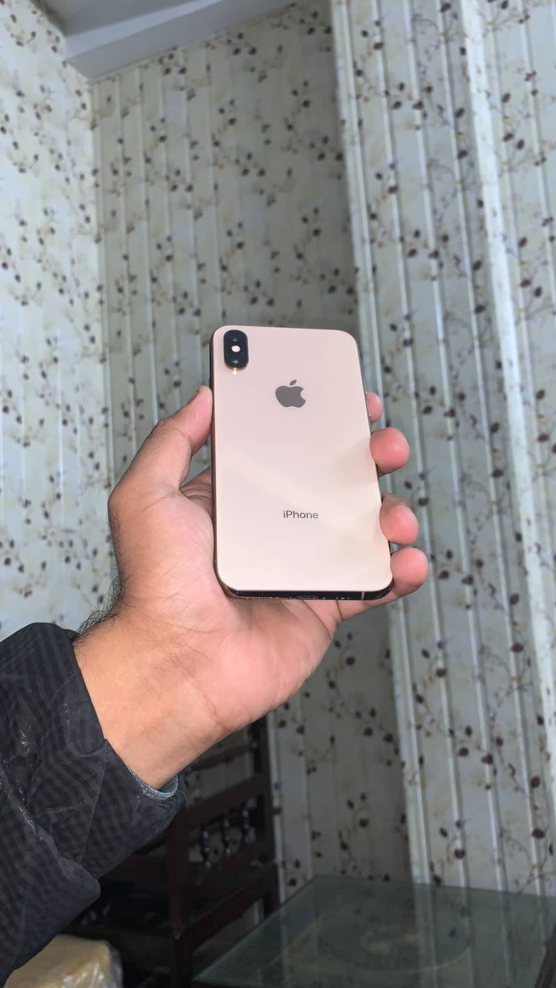 Iphone xs 3