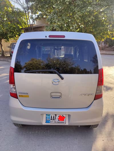 Mazda Azwagon 2013 (Genuine)