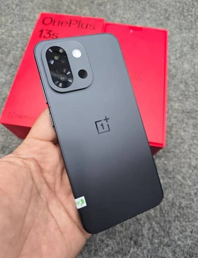 one Plus 13s 12gb/512