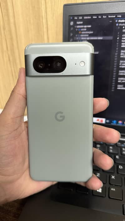 Google Pixel 8 128GB Hazel – Excellent Condition – Urgent Sale