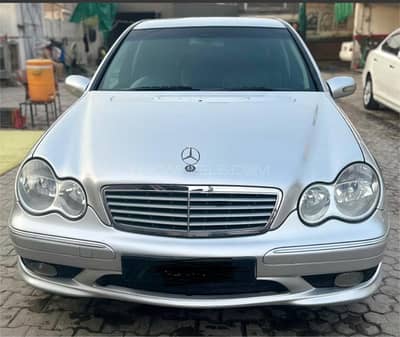 Mercedes c180 AMG 2006. bt Corolla city yaris cultus swift