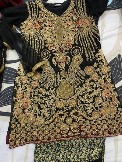 garara and short shirt