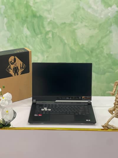 ASUS ROG STRIX 15 R9 5980HX/ RX 6800M-12GB 512GB/16GB 2.5K/165HZ