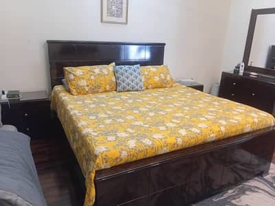 kikar wood bedset \ solid wood \ kingsized bedset \ double bed