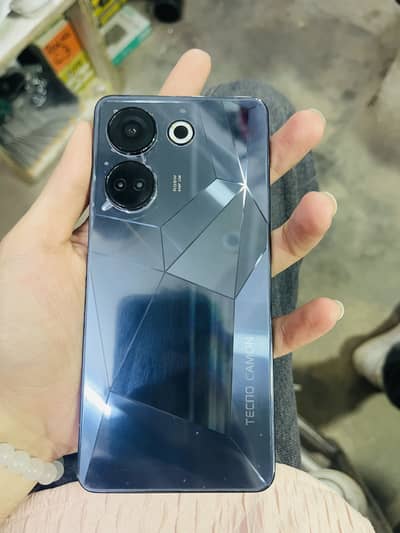 Tecno camon 20