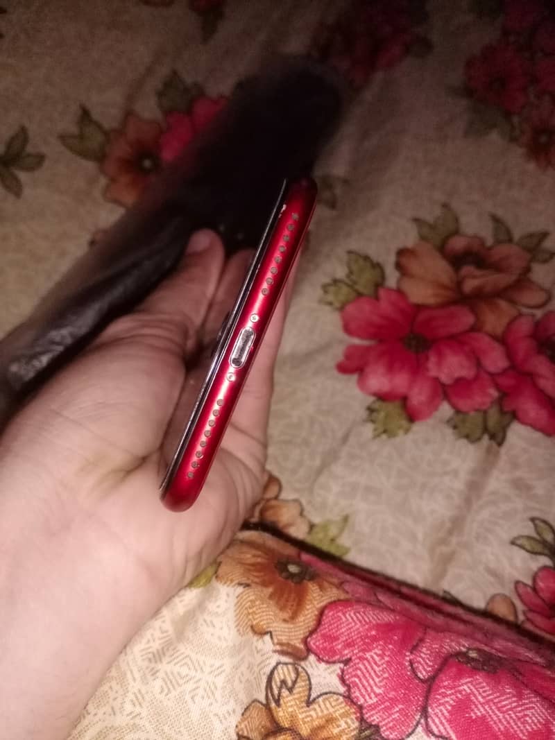 Iphone 8 plus with sim time 1